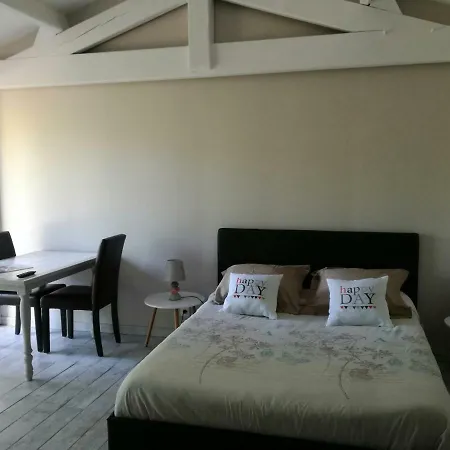 Le Domaine D'azae Affittacamere Gujan-Mestras